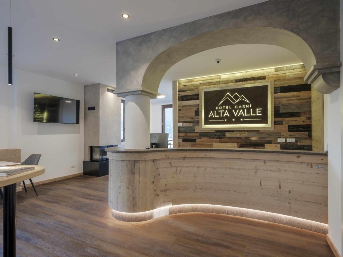 Hotel Garni Alta Valle Vione エクステリア 写真
