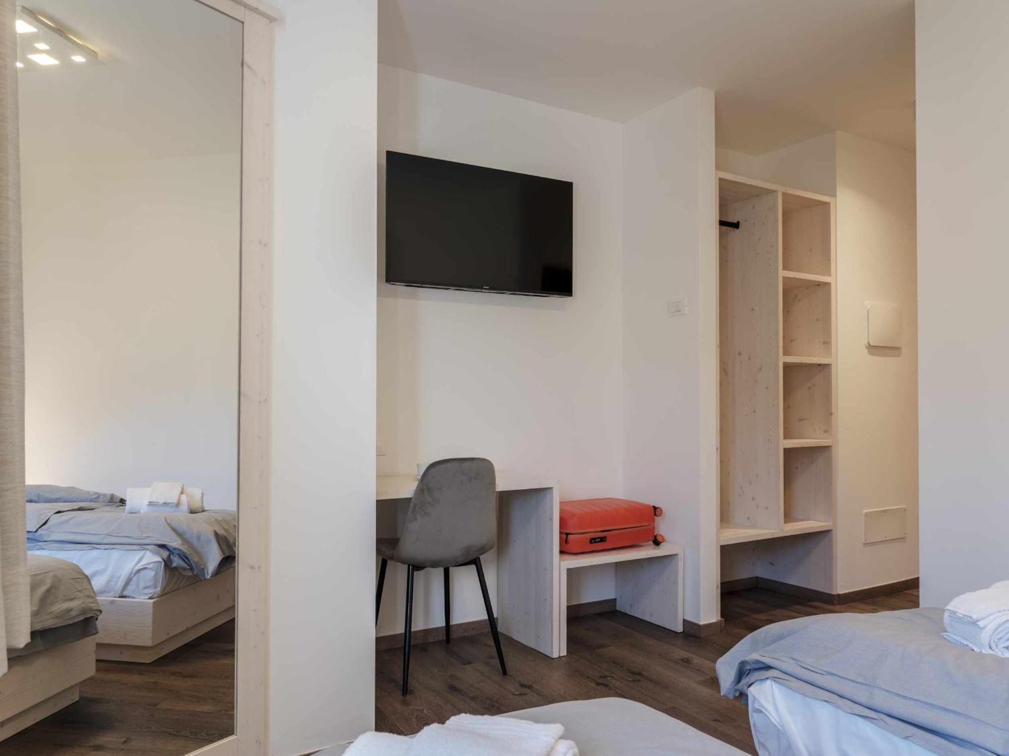 Hotel Garni Alta Valle Vione 部屋 写真