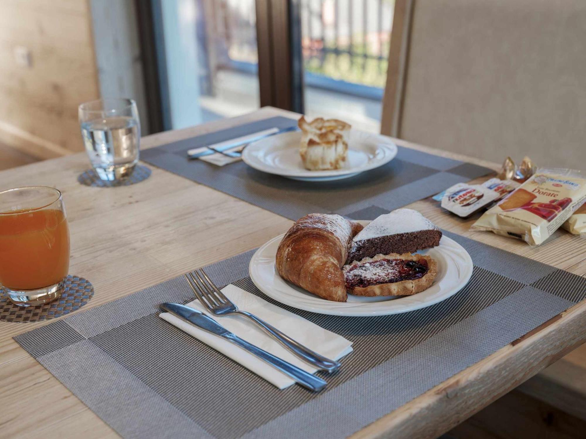 Hotel Garni Alta Valle Vione 部屋 写真